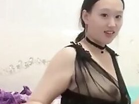 Sexy chinese stripper!